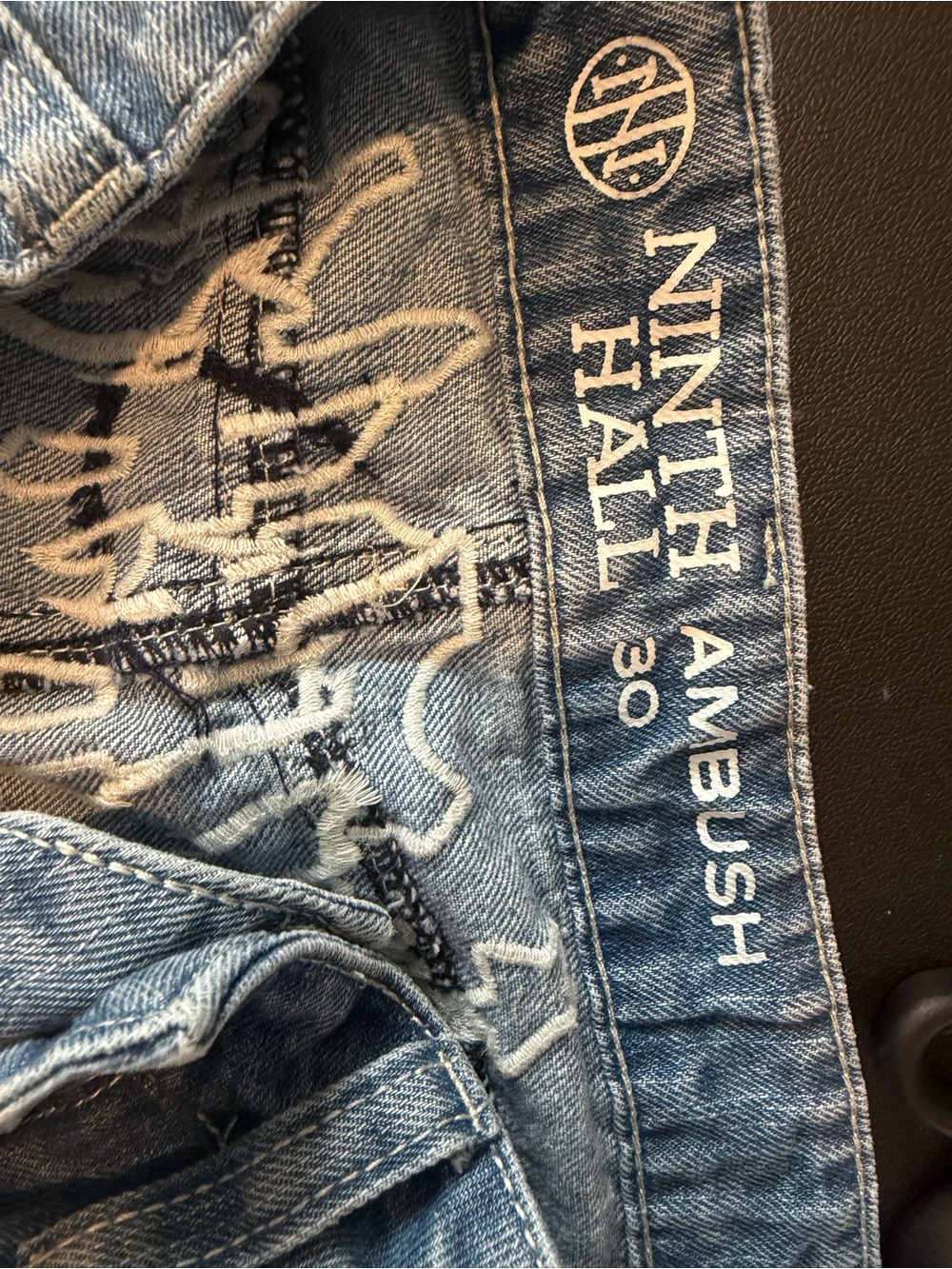 Ninth Ambush Relaxed Fit Men's Denim Jeans With Dragon Embroidered Pockets View 6